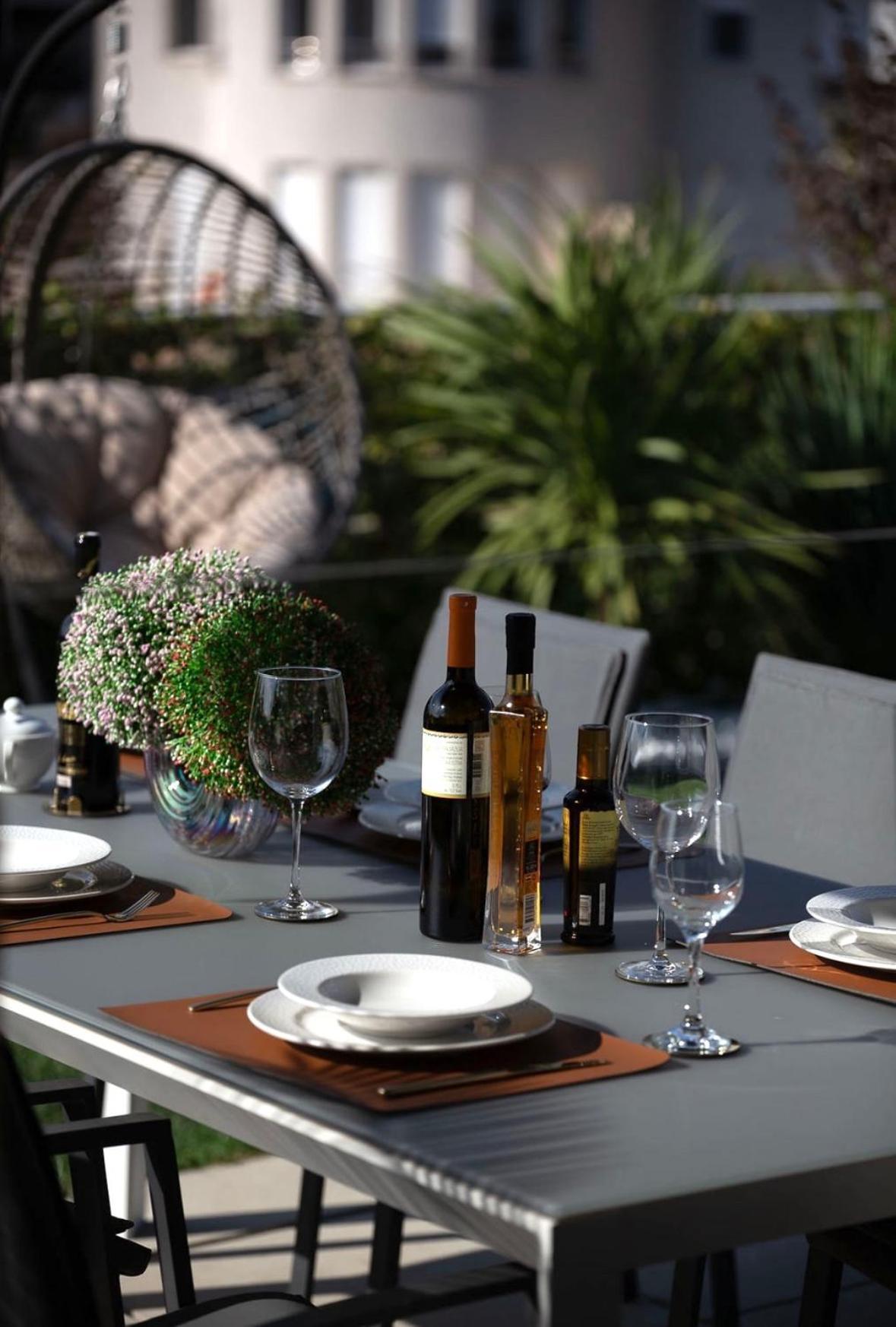 New Luxury Apartment With Private Heated Pool And Amazing Terrace With Seaview Сплит Екстериор снимка